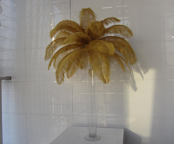 150pieces 18-20inch gold ostrich feathers - Click Image to Close