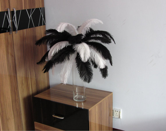 rush shipping 50pcs White & 50pcs Black Ostrich Feather (12-14inch)Plume for Wedding centerpieces,