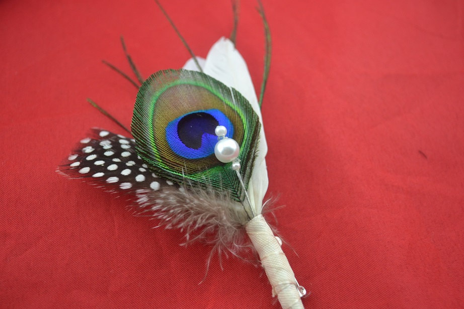 14pcs/lot Natural feather boutonnieres for peacock themed wedding elegance bridal bouquet accessories