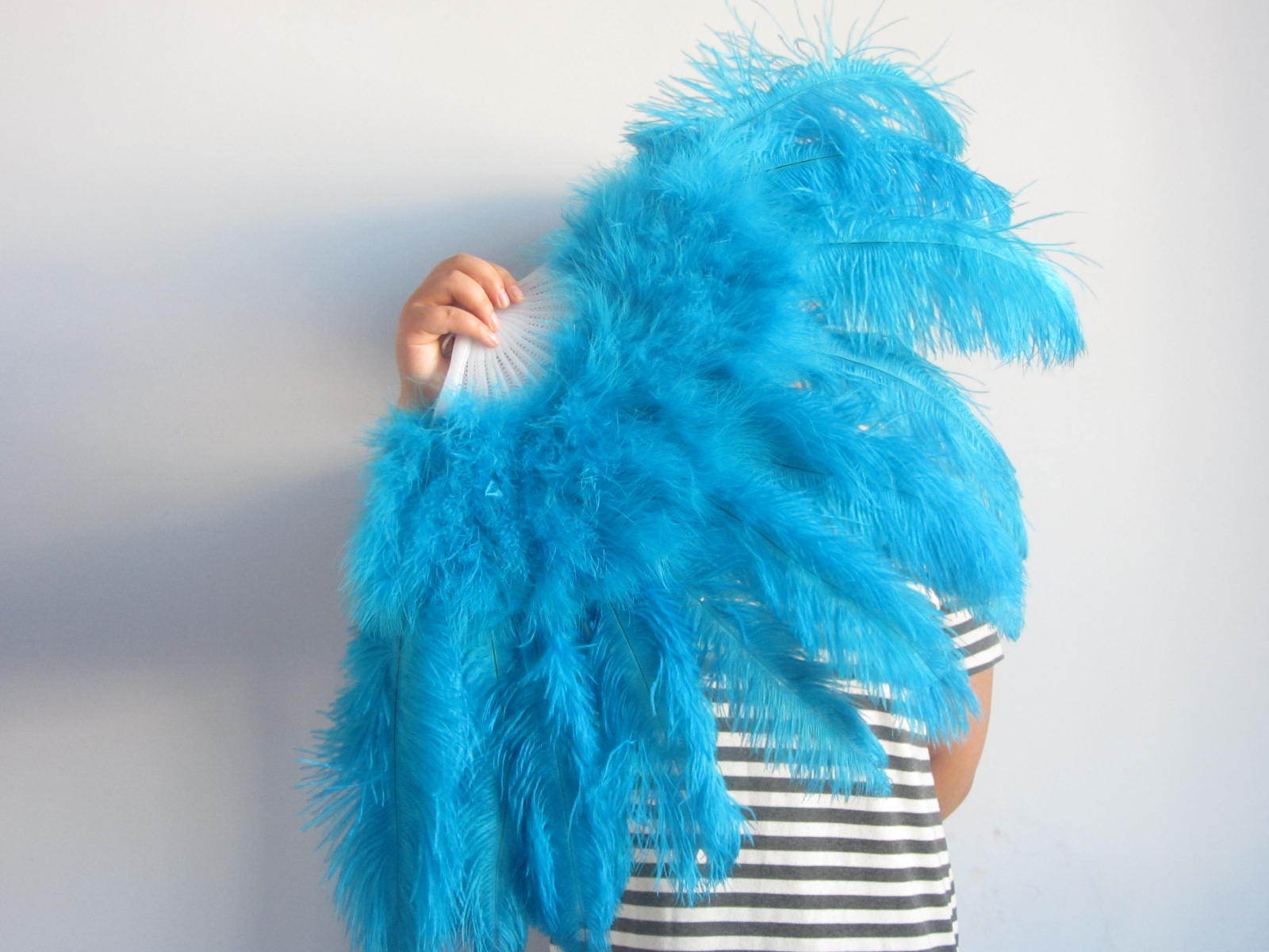 delivery by 30th Oct,2pieces turquoise 36*18inch Large Burlesque Feather Fan Turkey Marabou Feather Fan - Click Image to Close